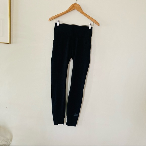 Nike black size small joggers - Picture 4 of 5